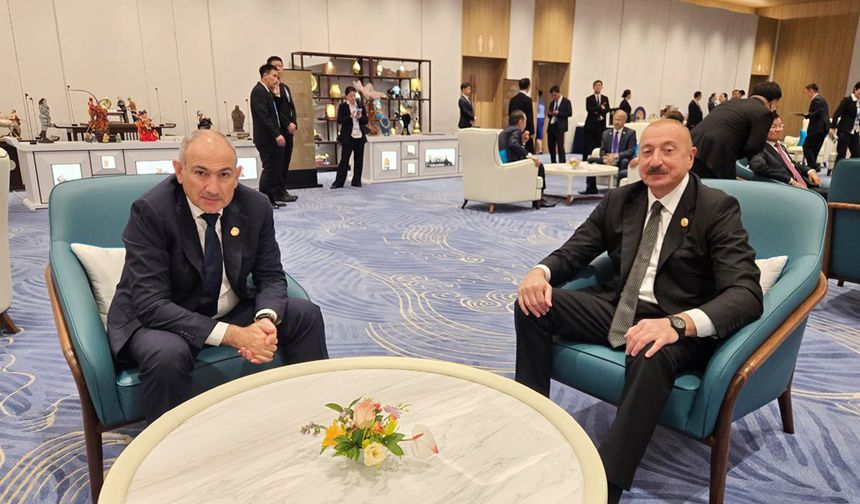 Aliyev ve Paşinyan, Çin'de bir araya geldi