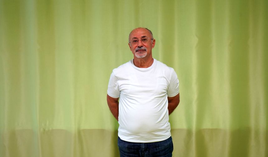 63 yaşında yeniden üniversite öğrencisi