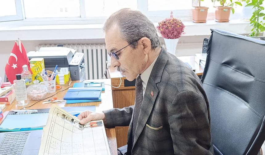 41 yıl önce mezun olduğu lisede 2 yıldır müdür olarak görev yapıyor