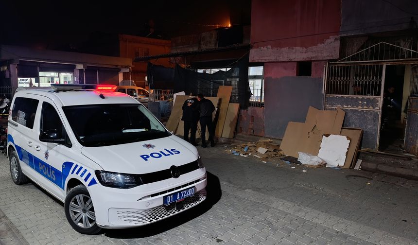 Adana'da berber dükkanında silahlı çatışma; 3'ü ağır, 7 yaralı