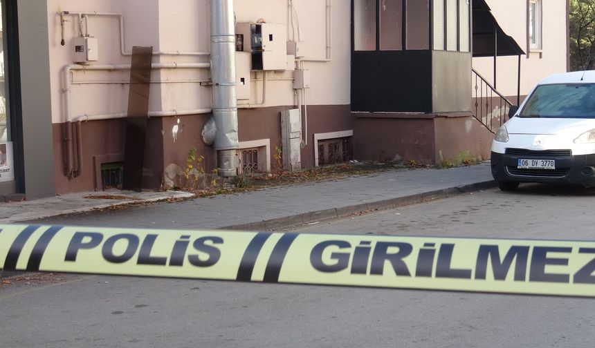 Erzurum'da doğal gaz kaynaklı patlama; 2 katlı binanın bir kısmı çöktü / Ek fotoğraflar