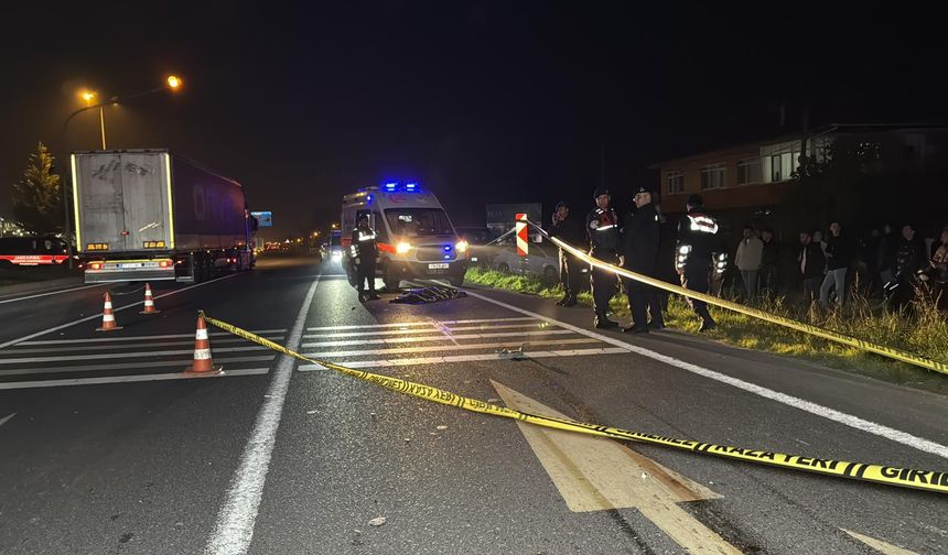 Hafif ticari aracın çarptığı kadın öldü