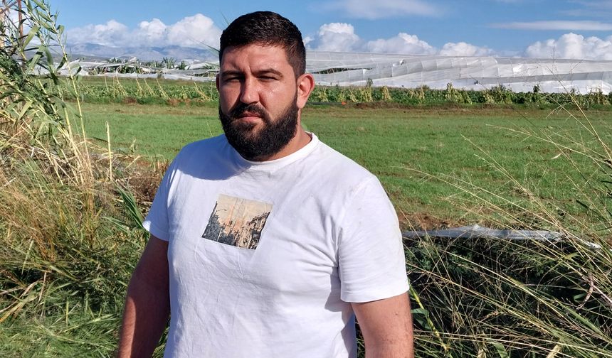 Manavgat'ta hortum, seralara zarar verdi