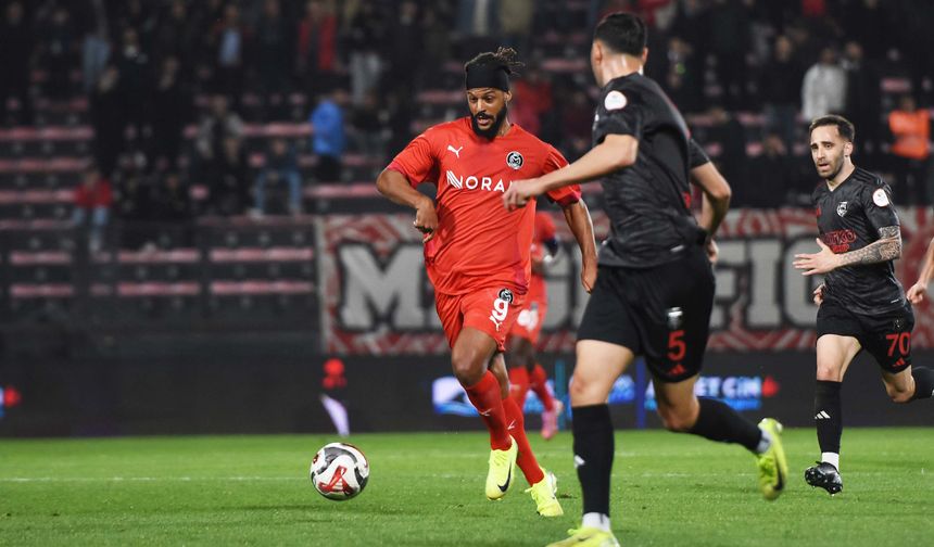 Manisa FK son dakikalarda kaybetti