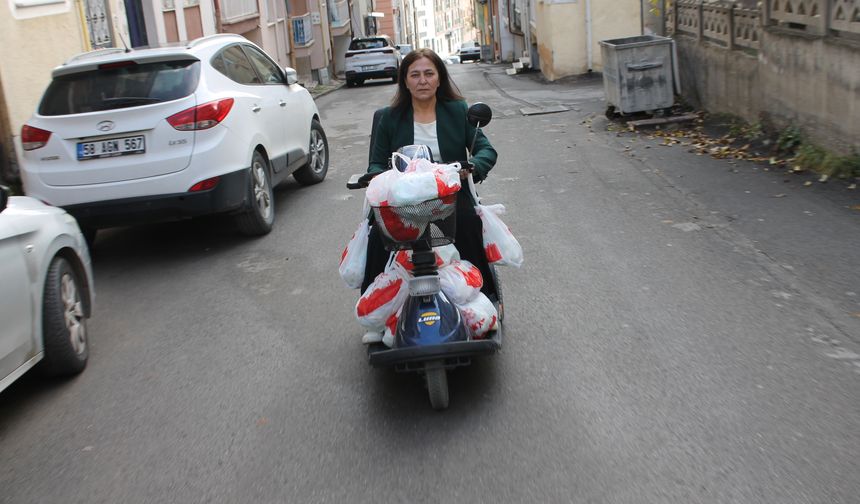 28 yıldır evli çift, kendileri gibi engelli bireylere 'umut' oldu