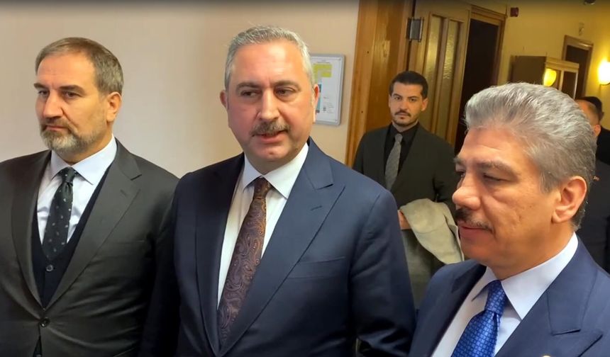 AK Parti, 'Terörsüz Türkiye' raporunu TBMM'ye sundu; Müstakil kanun önerisi