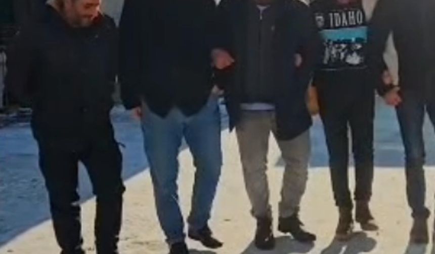 Ardahan'ın Göle ilçesi, eksi 20'yi gördü; ağaçlar kırağı tuttu