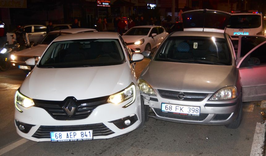 'Dur' ihtarına uymadı, takip sırasında Emniyet Müdürü Yardımcısının aracına çarptı