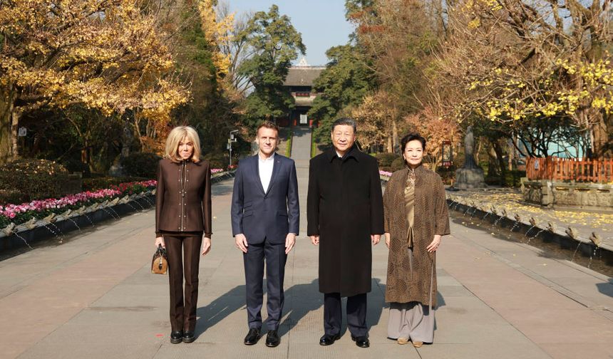 Şi ve Macron, Chengdu kentinde bir araya geldi