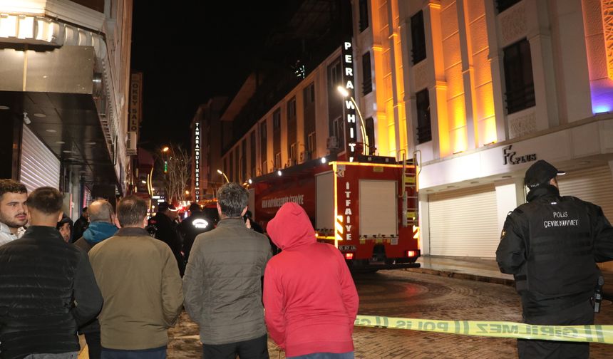 Van'da otelin restoran kısmında  yangın paniği